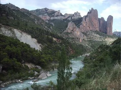 Mallos de riglos y río Gállego Mallos de riglos y río Gállego